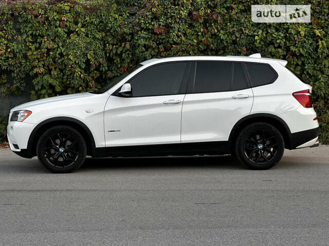 Белый БМВ Х3, объемом двигателя 3 л и пробегом 97 тыс. км за 17500 $, фото 4 на Automoto.ua