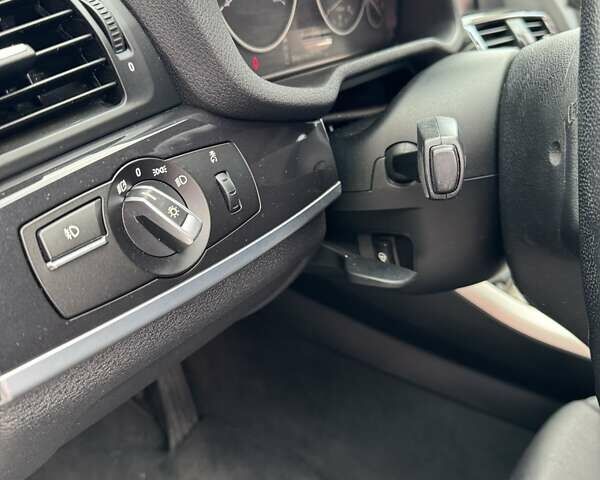 Білий БМВ Х3, об'ємом двигуна 2 л та пробігом 179 тис. км за 12800 $, фото 11 на Automoto.ua