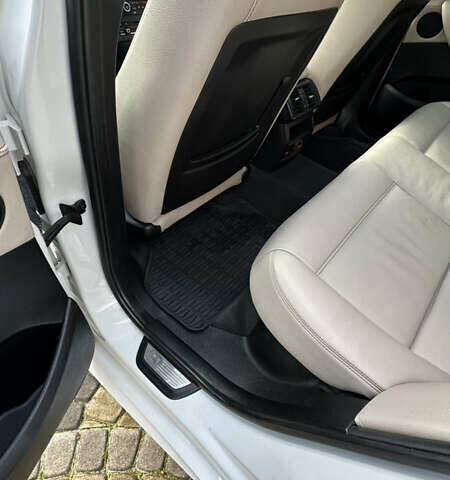 Білий БМВ Х3, об'ємом двигуна 2 л та пробігом 311 тис. км за 13500 $, фото 49 на Automoto.ua