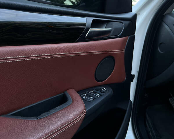 Белый БМВ Х3, объемом двигателя 2 л и пробегом 240 тыс. км за 19000 $, фото 1 на Automoto.ua