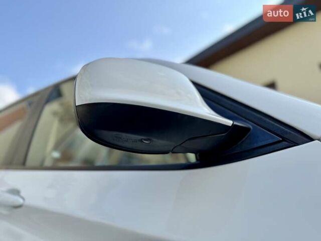 Білий БМВ Х3, об'ємом двигуна 2 л та пробігом 177 тис. км за 14750 $, фото 16 на Automoto.ua