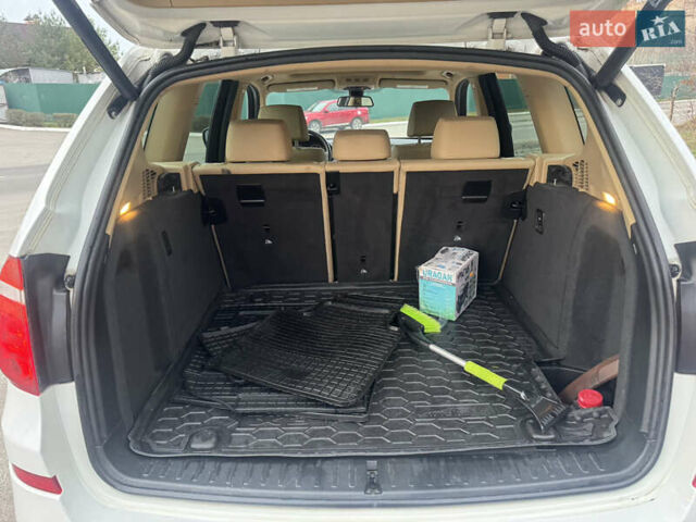 Белый БМВ Х3, объемом двигателя 2 л и пробегом 256 тыс. км за 12500 $, фото 14 на Automoto.ua