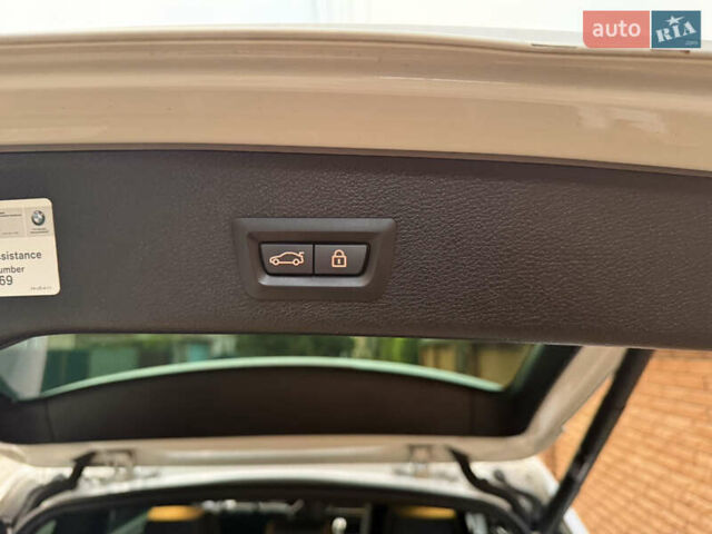 Білий БМВ Х3, об'ємом двигуна 2.98 л та пробігом 132 тис. км за 17500 $, фото 31 на Automoto.ua