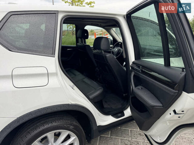 Белый БМВ Х3, объемом двигателя 2 л и пробегом 190 тыс. км за 11700 $, фото 23 на Automoto.ua