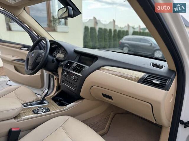 Білий БМВ Х3, об'ємом двигуна 2 л та пробігом 177 тис. км за 14750 $, фото 94 на Automoto.ua