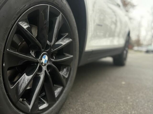 Білий БМВ Х3, об'ємом двигуна 2 л та пробігом 166 тис. км за 12500 $, фото 3 на Automoto.ua