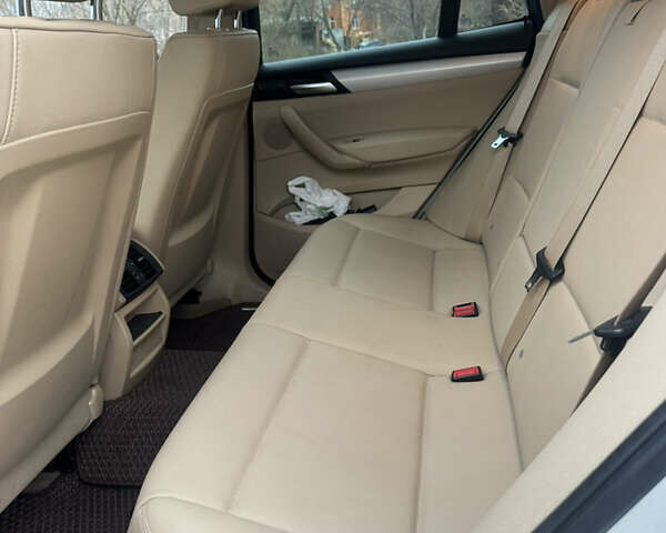 Белый БМВ Х3, объемом двигателя 2 л и пробегом 256 тыс. км за 12500 $, фото 11 на Automoto.ua