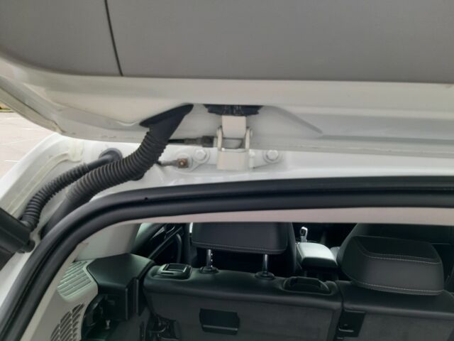 Белый БМВ Х3, объемом двигателя 2 л и пробегом 113 тыс. км за 14500 $, фото 13 на Automoto.ua