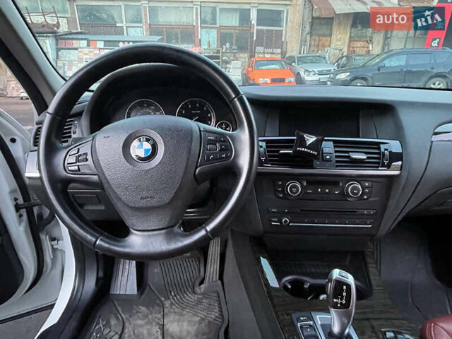 Белый БМВ Х3, объемом двигателя 2 л и пробегом 247 тыс. км за 11300 $, фото 14 на Automoto.ua