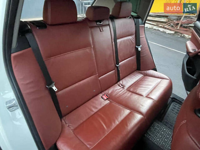 Белый БМВ Х3, объемом двигателя 2 л и пробегом 247 тыс. км за 11300 $, фото 11 на Automoto.ua