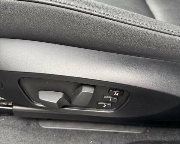 Білий БМВ Х3, об'ємом двигуна 2 л та пробігом 179 тис. км за 12800 $, фото 8 на Automoto.ua