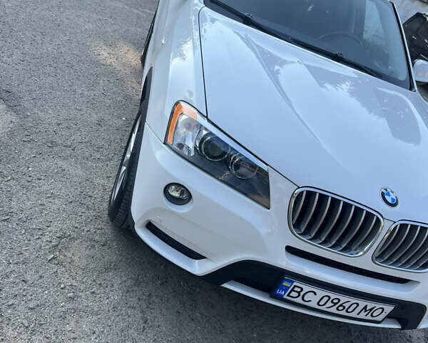 Білий БМВ Х3, об'ємом двигуна 2 л та пробігом 217 тис. км за 12500 $, фото 7 на Automoto.ua