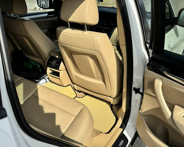 Белый БМВ Х3, объемом двигателя 2 л и пробегом 184 тыс. км за 13500 $, фото 9 на Automoto.ua