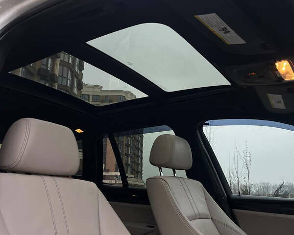 Белый БМВ Х3, объемом двигателя 2 л и пробегом 180 тыс. км за 17000 $, фото 14 на Automoto.ua