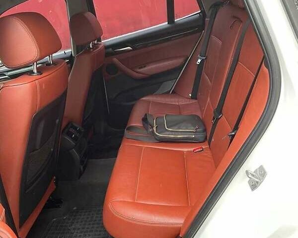 Белый БМВ Х3, объемом двигателя 2 л и пробегом 160 тыс. км за 11000 $, фото 3 на Automoto.ua