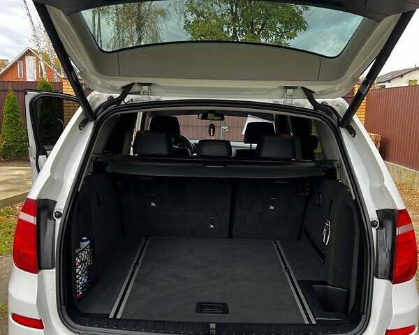 Белый БМВ Х3, объемом двигателя 2 л и пробегом 220 тыс. км за 13600 $, фото 6 на Automoto.ua