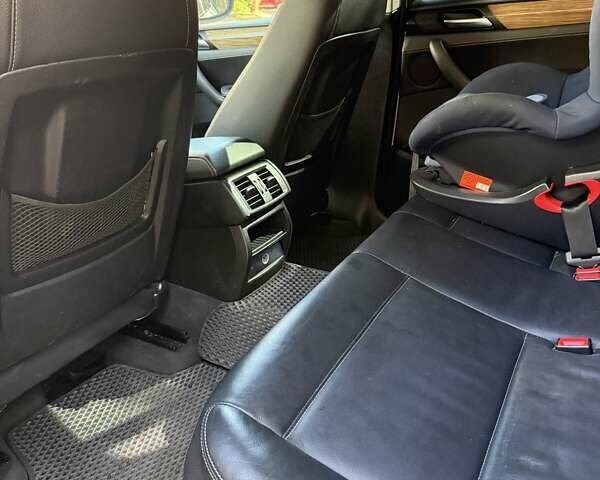 Белый БМВ Х3, объемом двигателя 2 л и пробегом 282 тыс. км за 12500 $, фото 28 на Automoto.ua