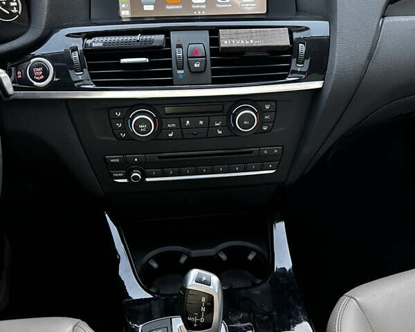 Белый БМВ Х3, объемом двигателя 3 л и пробегом 97 тыс. км за 17500 $, фото 11 на Automoto.ua