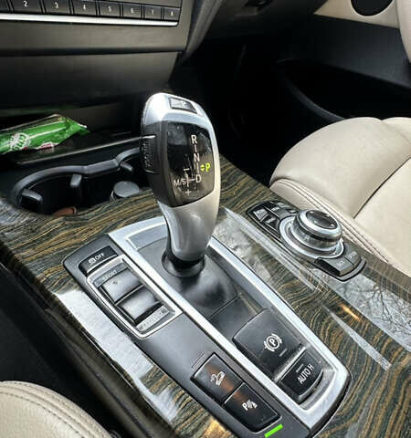 Білий БМВ Х3, об'ємом двигуна 2 л та пробігом 311 тис. км за 13500 $, фото 46 на Automoto.ua