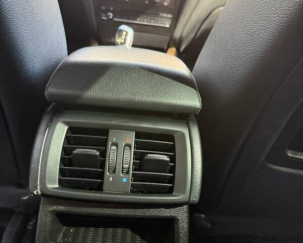 Белый БМВ Х3, объемом двигателя 2 л и пробегом 282 тыс. км за 12500 $, фото 30 на Automoto.ua