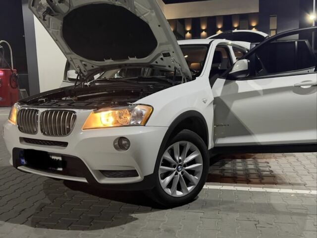 Білий БМВ Х3, об'ємом двигуна 2 л та пробігом 220 тис. км за 12500 $, фото 4 на Automoto.ua