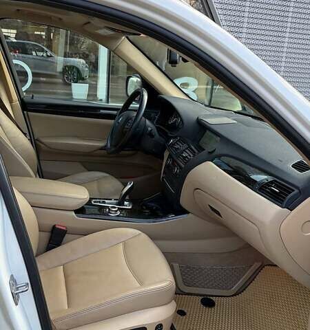 Белый БМВ Х3, объемом двигателя 2 л и пробегом 96 тыс. км за 13300 $, фото 28 на Automoto.ua