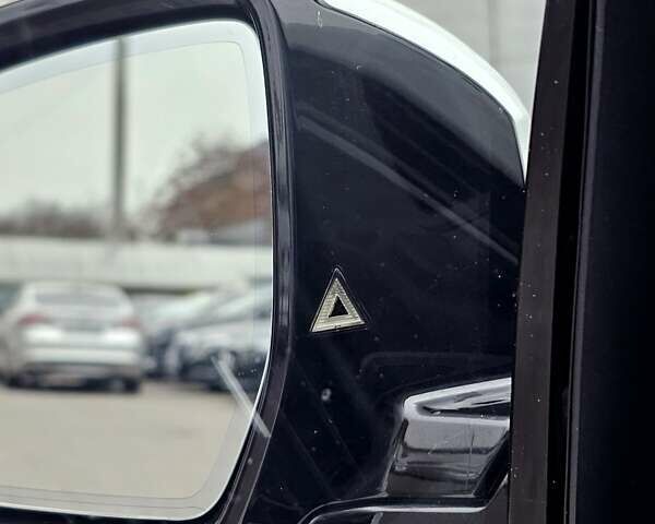 Білий БМВ Х3, об'ємом двигуна 2 л та пробігом 151 тис. км за 19999 $, фото 38 на Automoto.ua