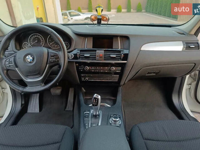 Белый БМВ Х3, объемом двигателя 2 л и пробегом 212 тыс. км за 17900 $, фото 8 на Automoto.ua