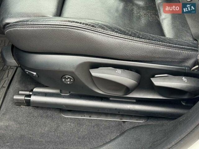 Белый БМВ Х3, объемом двигателя 2 л и пробегом 260 тыс. км за 19940 $, фото 15 на Automoto.ua