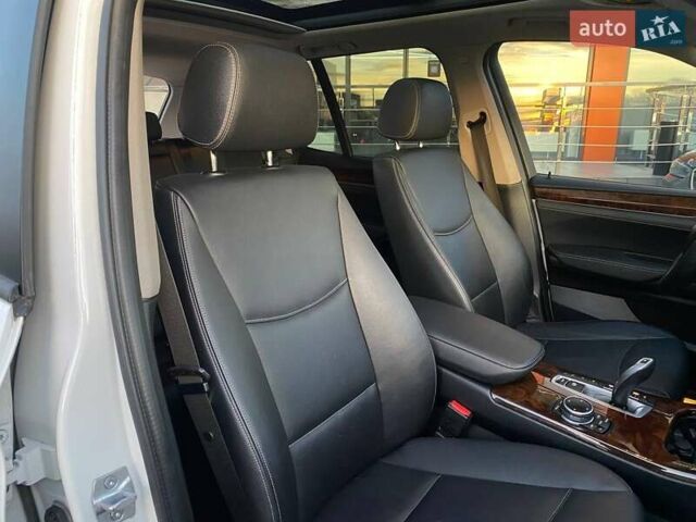 Білий БМВ Х3, об'ємом двигуна 2 л та пробігом 138 тис. км за 13900 $, фото 22 на Automoto.ua