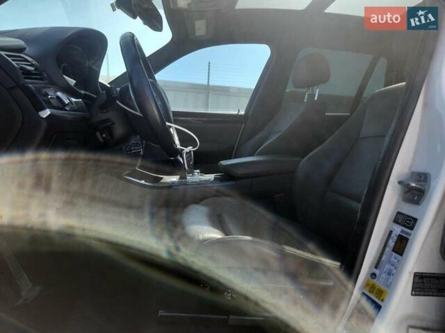 Білий БМВ Х3, об'ємом двигуна 3 л та пробігом 144 тис. км за 1700 $, фото 6 на Automoto.ua