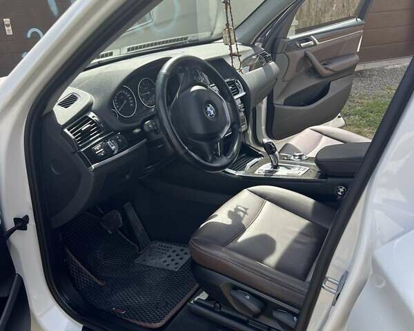 Белый БМВ Х3, объемом двигателя 2 л и пробегом 106 тыс. км за 22800 $, фото 1 на Automoto.ua