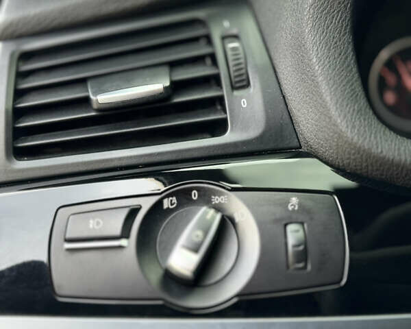 Білий БМВ Х3, об'ємом двигуна 2 л та пробігом 234 тис. км за 18500 $, фото 18 на Automoto.ua