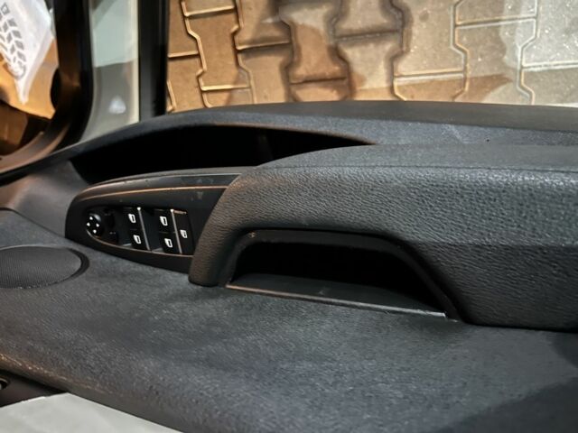 Білий БМВ Х3, об'ємом двигуна 2 л та пробігом 220 тис. км за 12500 $, фото 5 на Automoto.ua