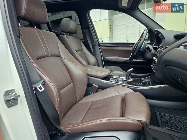 Білий БМВ Х3, об'ємом двигуна 2 л та пробігом 151 тис. км за 19999 $, фото 18 на Automoto.ua