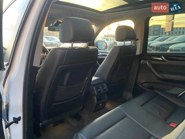 Білий БМВ Х3, об'ємом двигуна 2 л та пробігом 138 тис. км за 13900 $, фото 20 на Automoto.ua