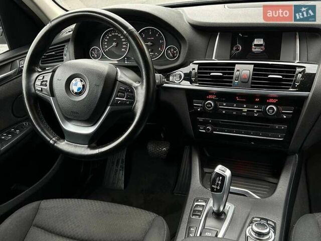 Білий БМВ Х3, об'ємом двигуна 2 л та пробігом 274 тис. км за 17999 $, фото 26 на Automoto.ua
