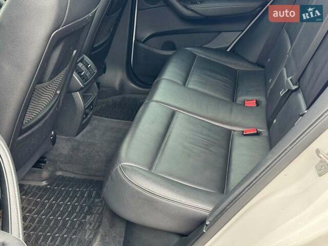Белый БМВ Х3, объемом двигателя 2 л и пробегом 260 тыс. км за 19940 $, фото 17 на Automoto.ua