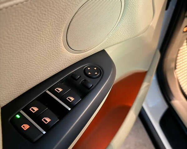 Белый БМВ Х3, объемом двигателя 2 л и пробегом 220 тыс. км за 16700 $, фото 12 на Automoto.ua