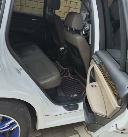 Білий БМВ Х3, об'ємом двигуна 3 л та пробігом 127 тис. км за 19000 $, фото 19 на Automoto.ua