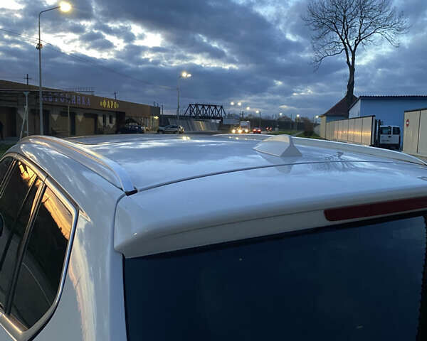 Белый БМВ Х3, объемом двигателя 2 л и пробегом 155 тыс. км за 15200 $, фото 10 на Automoto.ua