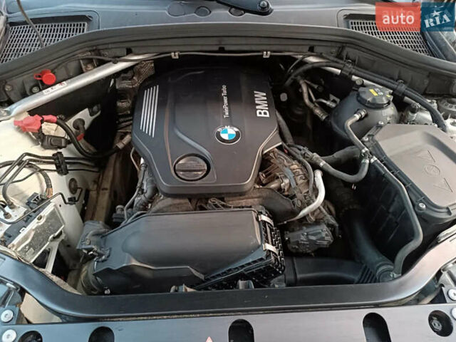 Белый БМВ Х3, объемом двигателя 2 л и пробегом 212 тыс. км за 17900 $, фото 6 на Automoto.ua