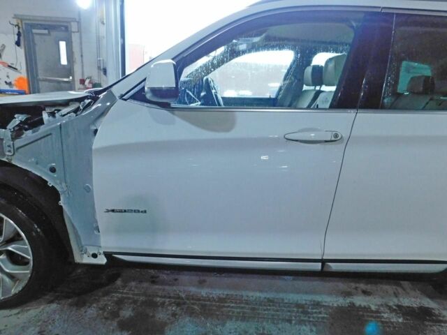 Белый БМВ Х3, объемом двигателя 2 л и пробегом 121 тыс. км за 23100 $, фото 15 на Automoto.ua