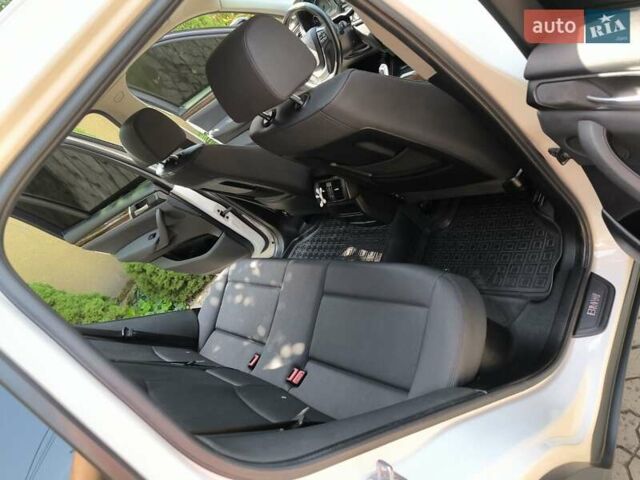 Белый БМВ Х3, объемом двигателя 2 л и пробегом 253 тыс. км за 15500 $, фото 2 на Automoto.ua