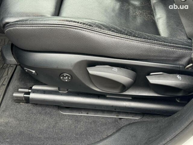 Белый БМВ Х3, объемом двигателя 2 л и пробегом 260 тыс. км за 19940 $, фото 14 на Automoto.ua