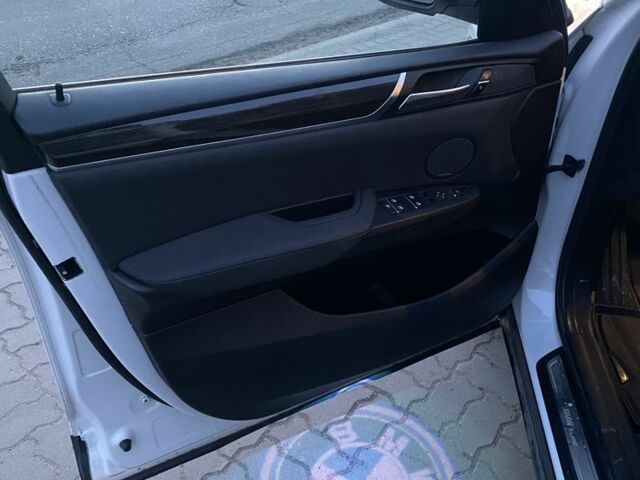 Белый БМВ Х3, объемом двигателя 2 л и пробегом 155 тыс. км за 15200 $, фото 7 на Automoto.ua