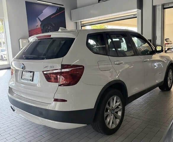 Білий БМВ Х3, об'ємом двигуна 0 л та пробігом 180 тис. км за 11000 $, фото 1 на Automoto.ua