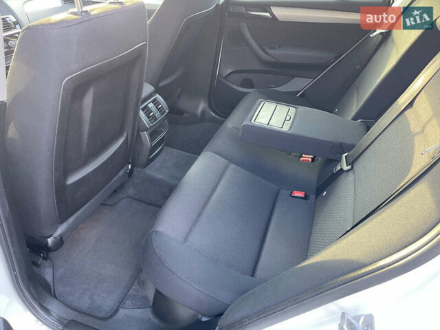 Білий БМВ Х3, об'ємом двигуна 2 л та пробігом 188 тис. км за 19800 $, фото 8 на Automoto.ua