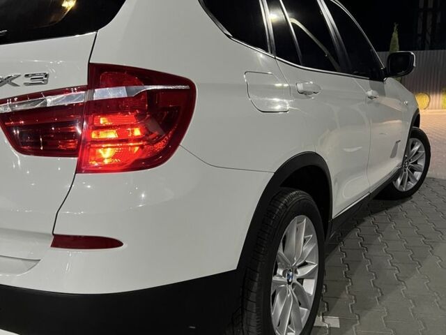 Білий БМВ Х3, об'ємом двигуна 2 л та пробігом 220 тис. км за 12500 $, фото 2 на Automoto.ua