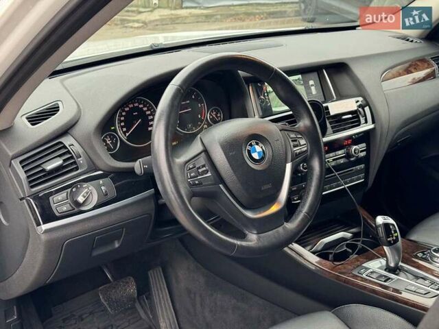 Белый БМВ Х3, объемом двигателя 2 л и пробегом 260 тыс. км за 19940 $, фото 14 на Automoto.ua